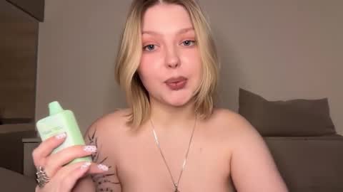 Snapshot of opheliaritz chatting on 6, 2, 2026 Ophelia online show from 6, 2, 2026