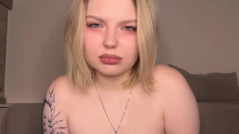 Snapshot of opheliaritz chatting on 8, 2, 2026 Ophelia online show from 8, 2, 2026