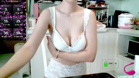 Candy online show from 16, 12, 2025