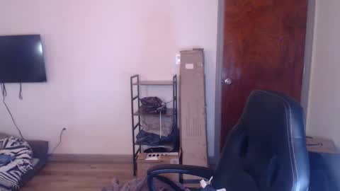 Snapshot of oregon87 chatting on 18, 2, 2026 The Oregon Lumberjack online show from 18, 2, 2026