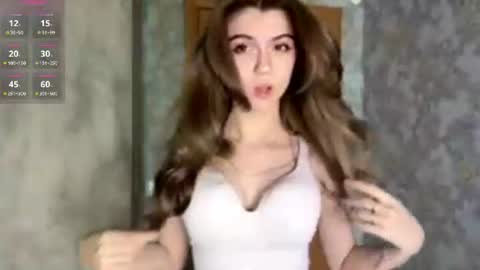 Yesenia online show from 22, 6, 2026