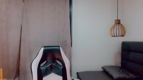 Oriana braom online show from 3, 1, 2025