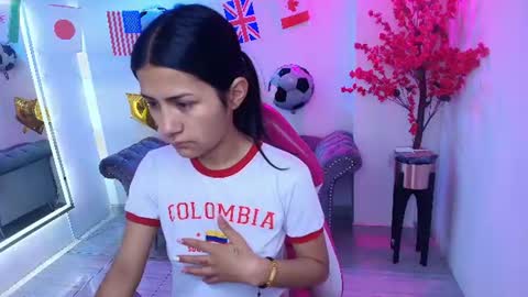 Snapshot of oriana_wood chatting on 8, 7, 2026 Oriana online show from 8, 7, 2026
