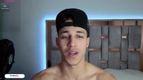 Orionblaze 69  online show from 25, 3, 2026