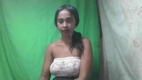 ornellahhh online show from 17, 12, 2025