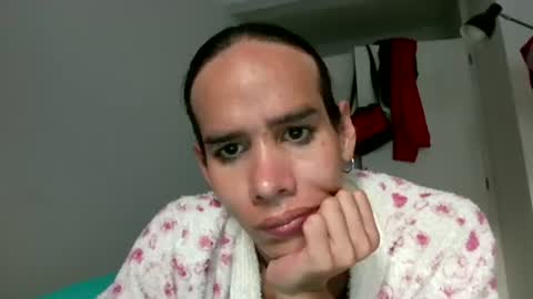 Snapshot of osarito3x chatting on 25, 7, 2026 osarito3x online show from 25, 7, 2026