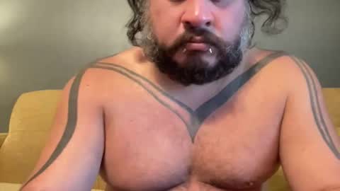 Snapshot of oscar_valentine chatting on 9, 4, 2026 oscar_valentine online show from 9, 4, 2026