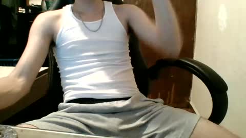 Snapshot of oscarmontess chatting on 30, 5, 2026 Oscar Montes online show from 30, 5, 2026