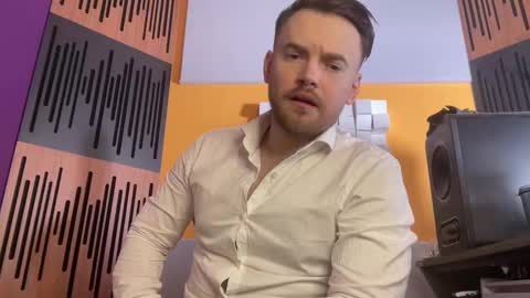 Oscar Steel Savage online show from 13, 2, 2025