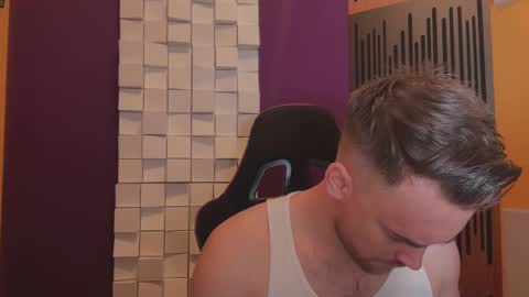 Oscar Steel Savage online show from 6, 3, 2025