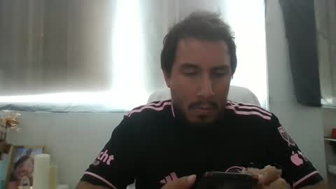 Snapshot of oscaryn_martell chatting on 9, 11, 2025 oscaryn_martell online show from 9, 11, 2025