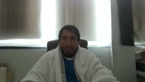 Snapshot of oscaryn_martell chatting on 23, 11, 2025 oscaryn_martell online show from 23, 11, 2025