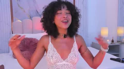 Oshun  online show from 6, 11, 2025