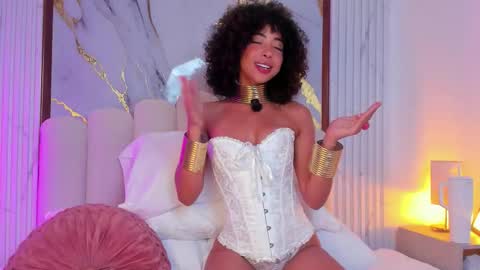 Oshun  online show from 14, 12, 2025