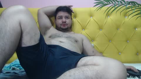 Snapshot of oso_gael chatting on 15, 12, 2024 Bear Gael online show from 15, 12, 2024