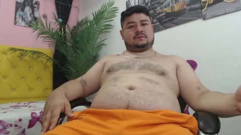 Snapshot of oso_gael chatting on 21, 12, 2024 Bear Gael online show from 21, 12, 2024