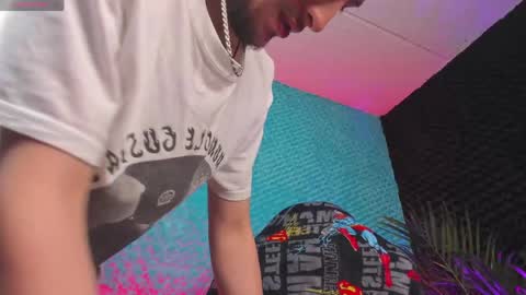 Snapshot of otter_wet chatting on 21, 4, 2026 otter_wet online show from 21, 4, 2026