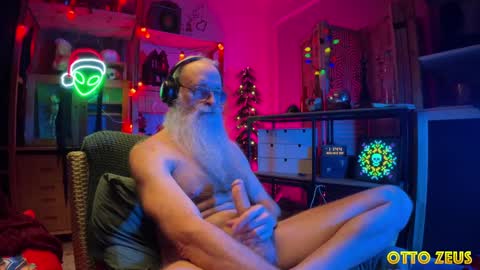 Snapshot of ottozeus chatting on 26, 12, 2024 Otto Zeus online show from 26, 12, 2024