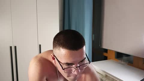 Oukorok online show from 25, 4, 2026