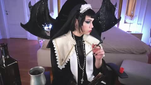 Snapshot of outfitobsession chatting on 30, 4, 2026 outfitobsession online show from 30, 4, 2026
