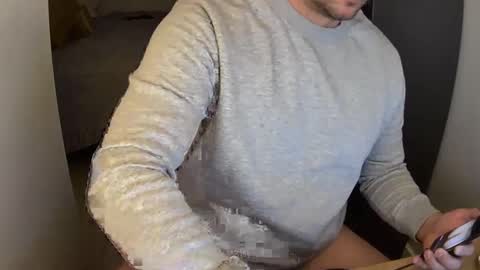 Snapshot of outside1991 chatting on 8, 12, 2024 outside1991 online show from 8, 12, 2024