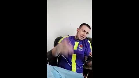 Owen kayz online show from 15, 4, 2026