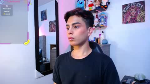 Owen  Independent model  online show from 6, 2, 2026