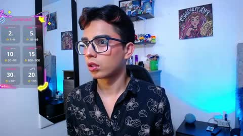 Owen  Independent model  online show from 26, 3, 2026