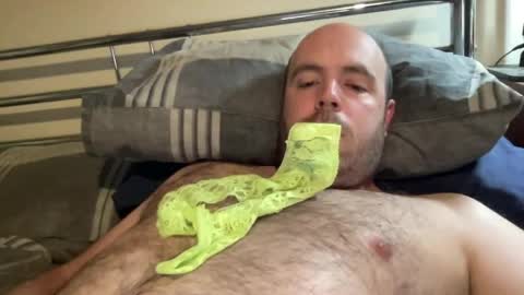 Owen2022 online show from 15, 4, 2026