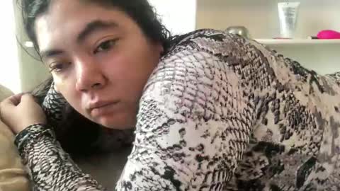 Snapshot of oxovickyoxo chatting on 12, 11, 2025 oxovickyoxo online show from 12, 11, 2025