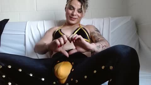 Jeannifer online show from 16, 12, 2024