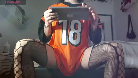 Snapshot of oxxy_jean chatting on 24, 5, 2026 Jeannifer online show from 24, 5, 2026