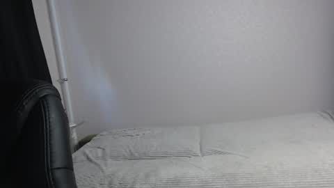 Snapshot of oxyandy69 chatting on 15, 6, 2026 The Best Expirience online show from 15, 6, 2026