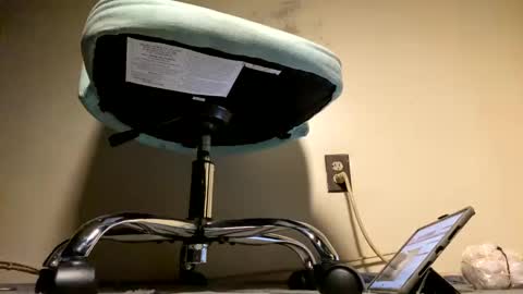 Snapshot of oyeblancki chatting on 3, 1, 2025 CoCreatorBlancki online show from 3, 1, 2025