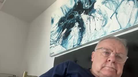 Snapshot of ozhairybearxxxx chatting on 5, 6, 2026 ozhairybearxxxx online show from 5, 6, 2026