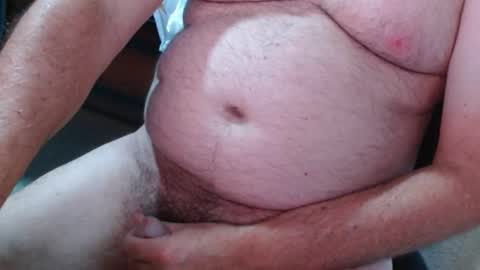 Snapshot of ozzieozzieoi chatting on 27, 2, 2025 HairyolOz online show from 27, 2, 2025