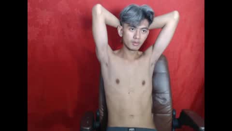 Snapshot of p1noytwink_xel chatting on 6, 5, 2026 p1noytwink_xel online show from 6, 5, 2026