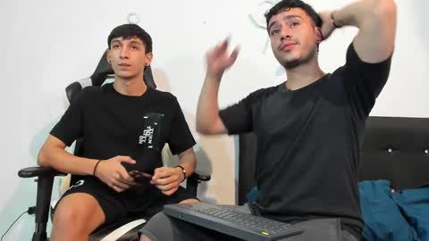 Snapshot of p_jhon chatting on 30, 12, 2024 P online show from 30, 12, 2024