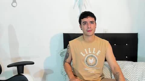 Snapshot of p_jhon chatting on 8, 1, 2025 P online show from 8, 1, 2025