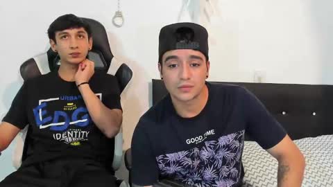 Snapshot of p_jhon chatting on 22, 1, 2025 P online show from 22, 1, 2025