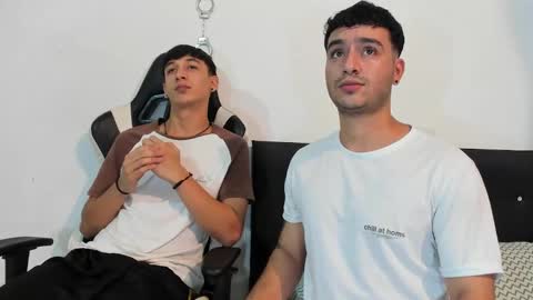 Snapshot of p_jhon chatting on 2, 2, 2025 P online show from 2, 2, 2025