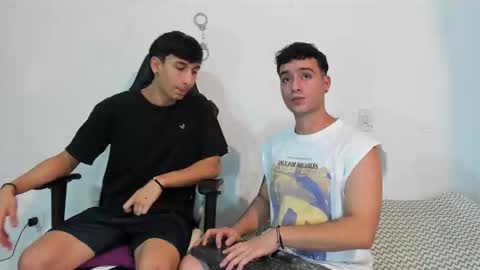 Snapshot of p_jhon chatting on 10, 2, 2025 P online show from 10, 2, 2025