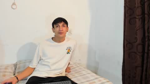 Snapshot of p_jhon chatting on 2, 3, 2025 P online show from 2, 3, 2025