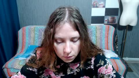 Ella online show from 7, 4, 2026