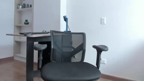 Snapshot of pablo_rincon95 chatting on 2, 2, 2025 pablo rincon95 online show from 2, 2, 2025