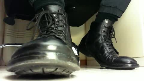 Snapshot of pablomenesssl chatting on 20, 2, 2025 Pablo Meness online show from 20, 2, 2025