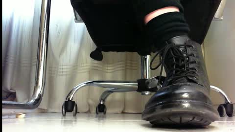 Snapshot of pablomenesssl chatting on 8, 3, 2025 Pablo Meness online show from 8, 3, 2025