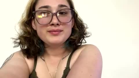 Snapshot of paigechantel chatting on 21, 5, 2026 paigechantel online show from 21, 5, 2026