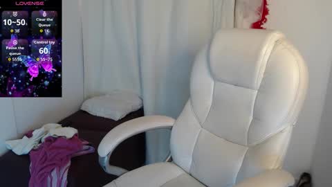 paiper online show from 30, 11, 2025