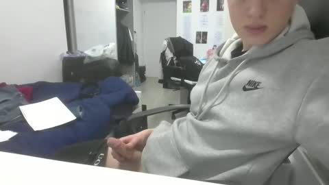 Snapshot of pajakot chatting on 4, 2, 2026 pere online show from 4, 2, 2026